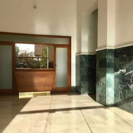 Via Roma A Un Passo Dalle Università! *